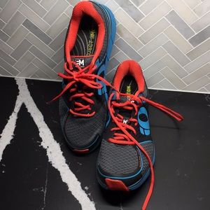 Men’s IQ Project EM Pearl Izumi running shoe